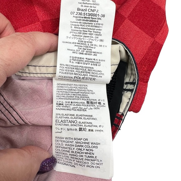 QUICKSILVER RED CHECKERBOARD WITH BLUE WAISTBAND BOARD SHORTS - Picture 10 of 13